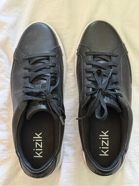 Kizik Unisex Black Irvine Plus Hands Free Sneakers Mens 9/ Women’s 10.5